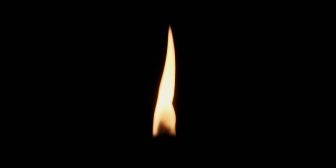Candle_Flame_Blown_Out_003.jpg